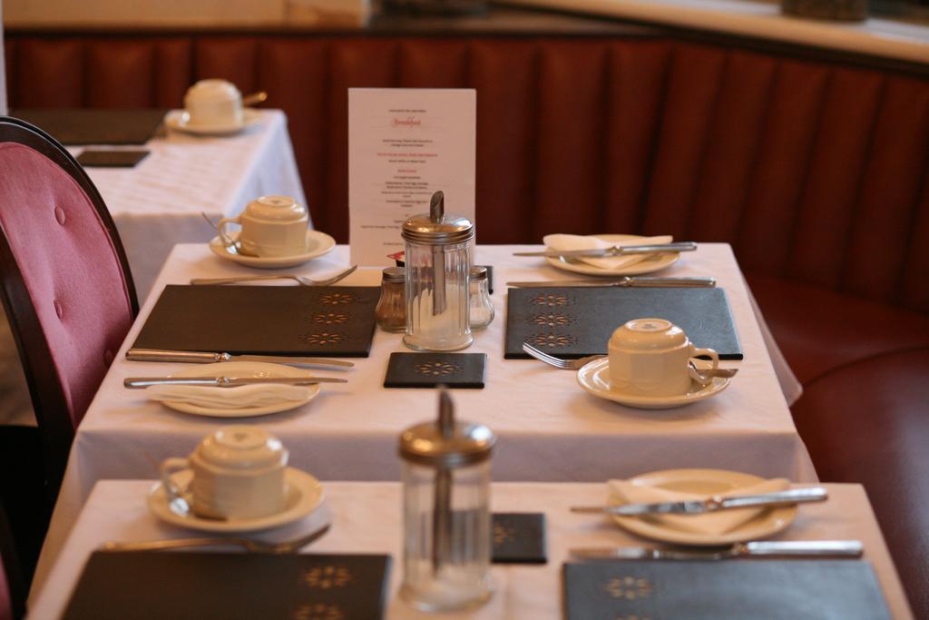 Highlands Hotel And Bar ヘイスティングス エクステリア 写真